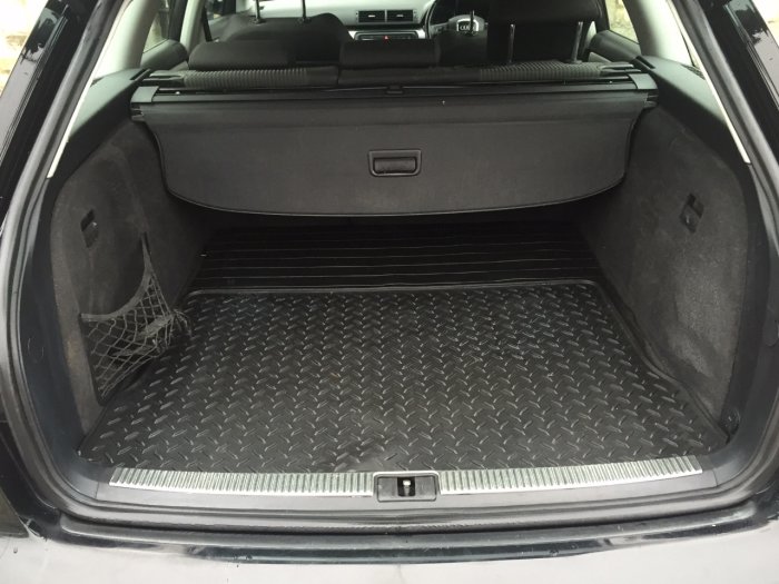 Audi A4 2.0 TDi TDV S Line 5dr Estate Diesel Black