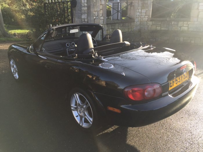 Mazda MX-5 1.8i Sport 2dr Convertible Petrol Black