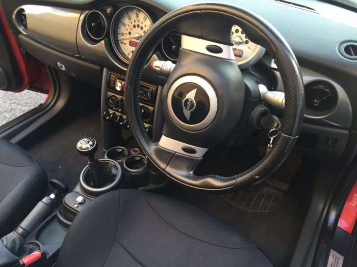 Mini Convertible 1.6 One 2dr Convertible Petrol Red