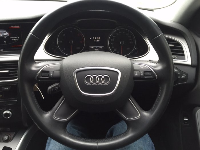 Audi A4 2.0 TDI Ultra 163 SE Technik Leather Sat Nav Estate Diesel White