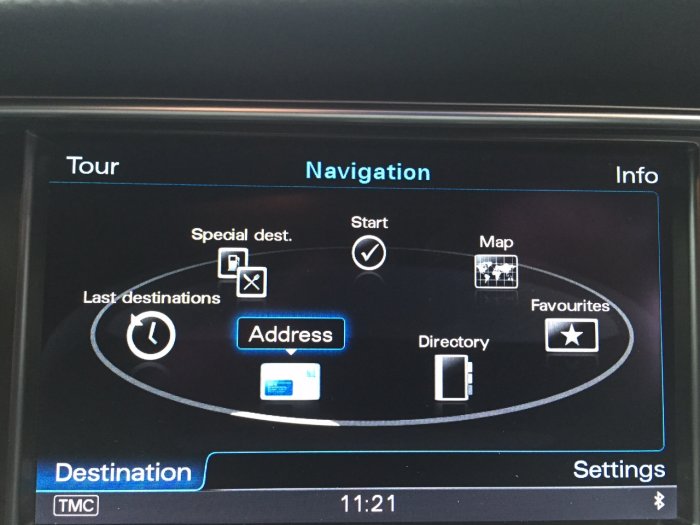 Audi A4 2.0 TDI Ultra 163 SE Technik Leather Sat Nav Estate Diesel White