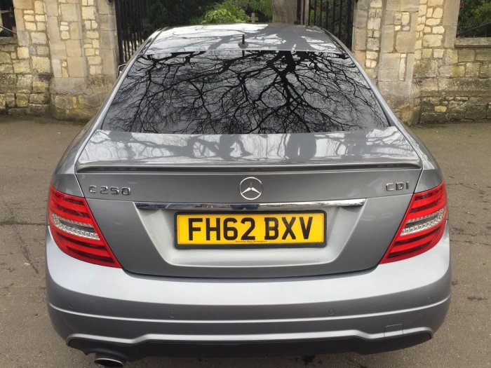 Mercedes-Benz C Class 2.1 C250 CDI BlueEFFICIENCY AMG Sport Plus 2dr Auto Coupe Diesel Silver