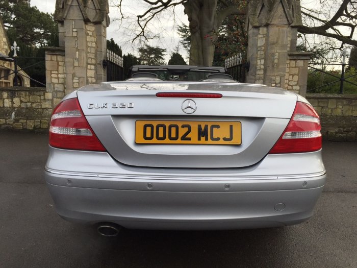 Mercedes-Benz CLK 3.2 320 Avantgarde 2dr Tip Auto Convertible Petrol Silver