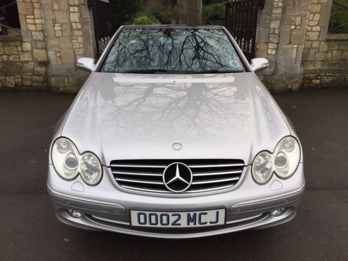 Mercedes-Benz CLK 3.2 320 Avantgarde 2dr Tip Auto Convertible Petrol Silver