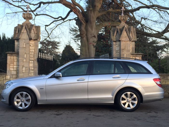 Mercedes-Benz C Class 1.6 C180K BlueEFFICIENCY SE 5dr Auto Estate Petrol Silver