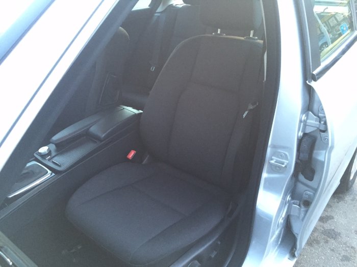 Mercedes-Benz C Class 1.6 C180K BlueEFFICIENCY SE 5dr Auto Estate Petrol Silver