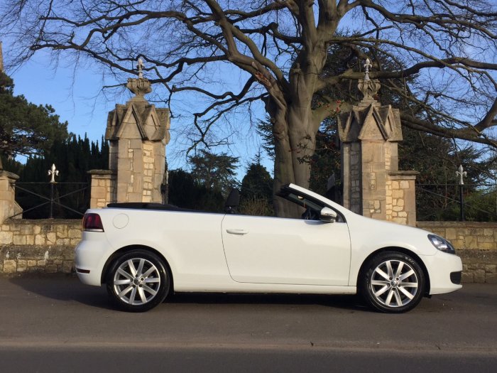 Volkswagen Golf 1.6 TDI BlueMotion Tech SE 2dr Hatchback Diesel White