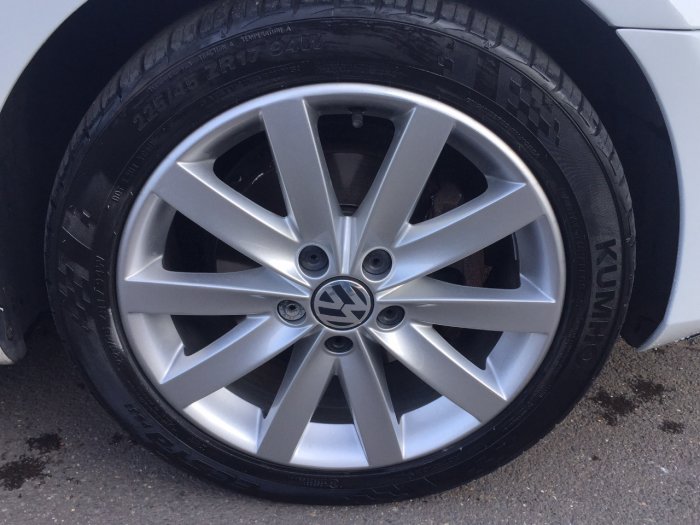 Volkswagen Golf 1.6 TDI BlueMotion Tech SE 2dr Hatchback Diesel White