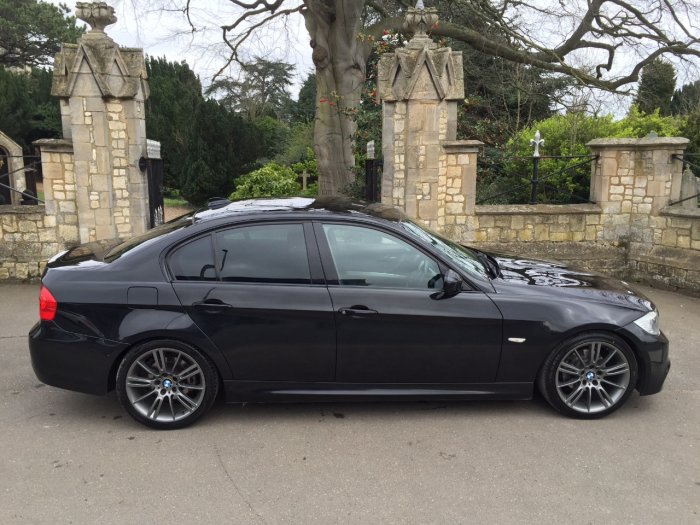 BMW 3 Series 2.0 318d Sport Plus Edition 4dr Saloon Diesel Black