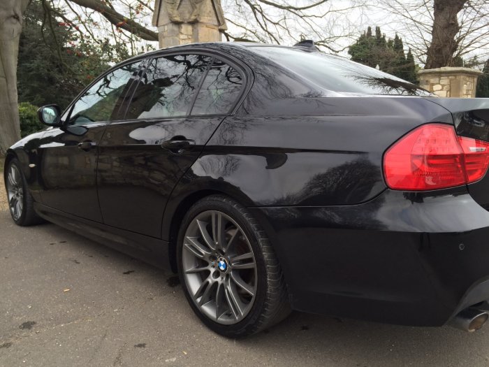 BMW 3 Series 2.0 318d Sport Plus Edition 4dr Saloon Diesel Black