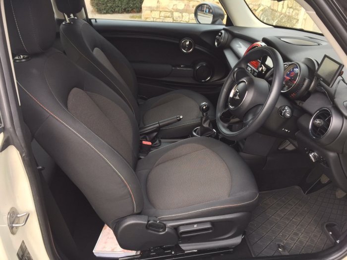 Mini Hatchback 1.5 One D 3dr Hatchback Diesel White