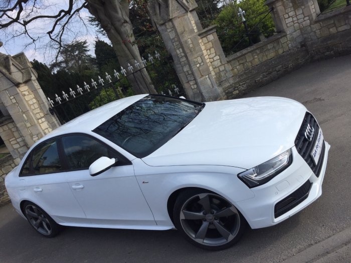 Audi A4 1.8T FSI 170 S Line 4dr Black Edition Saloon Petrol White