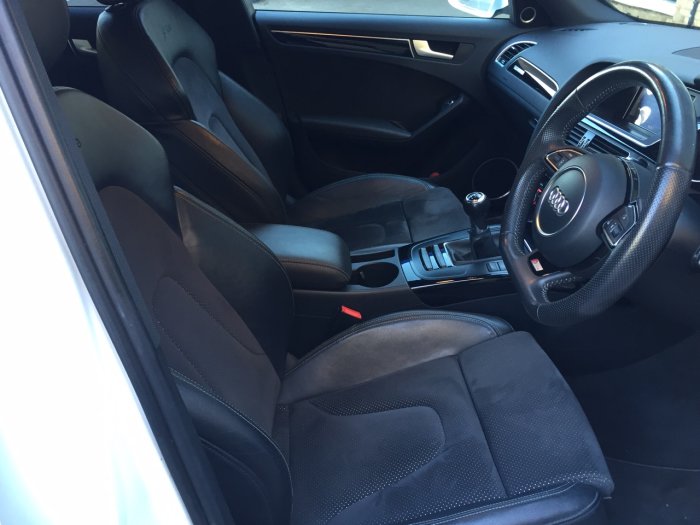Audi A4 2.0 TDI 177 Quattro Black Edition 5dr Estate Diesel White