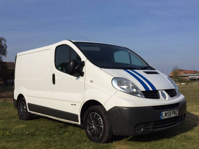 Renault Trafic 2.0 SL27dCi 115 Van Panel Van Diesel White