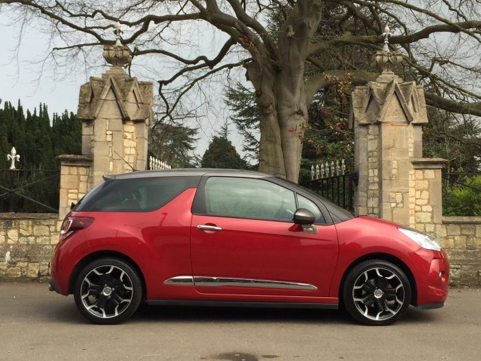 Citroen DS3 1.2 PureTech DStyle Plus 3dr Hatchback Petrol Red