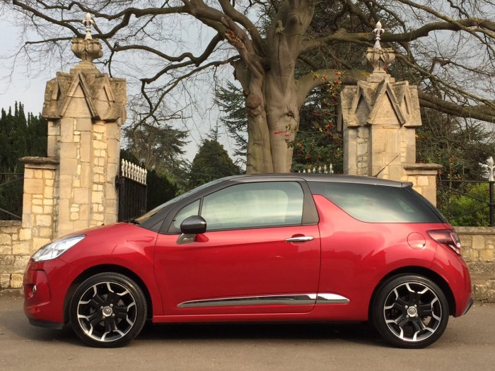 Citroen DS3 1.2 PureTech DStyle Plus 3dr Hatchback Petrol Red