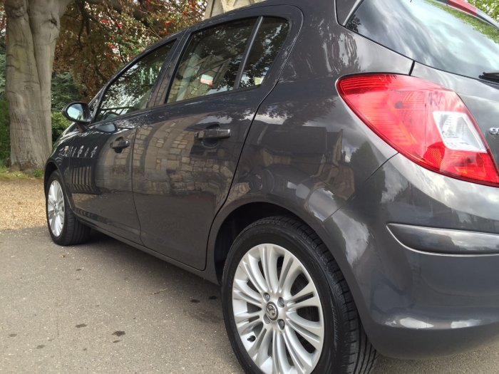 Vauxhall Corsa 1.2 SE 5dr Hatchback Petrol Grey