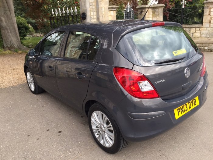 Vauxhall Corsa 1.2 SE 5dr Hatchback Petrol Grey