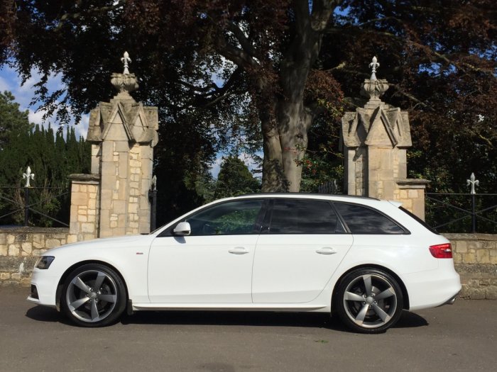 Audi A4 2.0 TDI 177 Quattro Black Edition 5dr Estate Diesel White