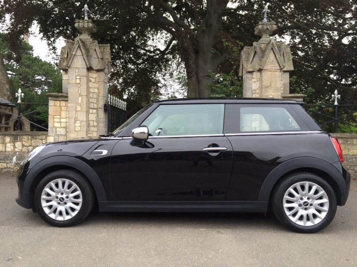 Mini Hatchback 1.2 One 3dr Hatchback Petrol Black