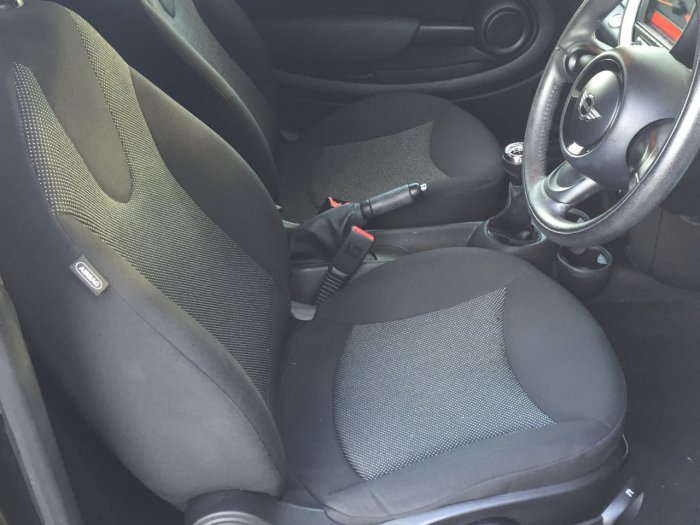 Mini Coupe 1.6 Cooper Sport Pepper pack 3dr Coupe Petrol Black