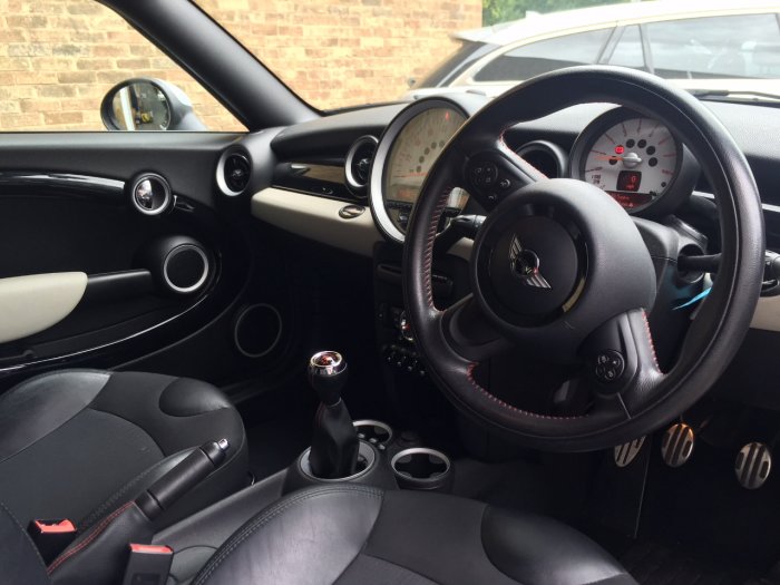 Mini Coupe 1.6 Cooper S 3dr Coupe Petrol Black
