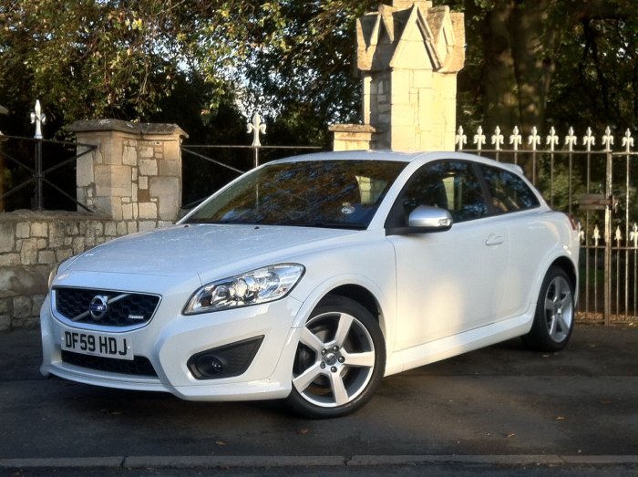 Volvo C30 1.6 R DESIGN 3dr Hatchback Petrol White