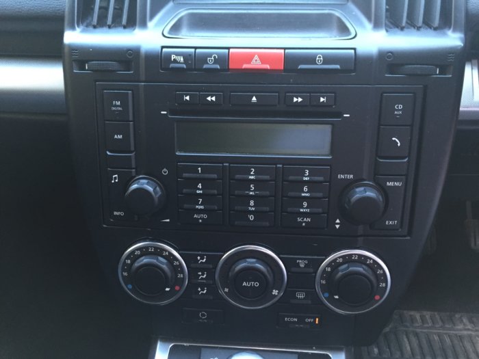 Land Rover Freelander 2.2 Td4 XS 5dr Estate Diesel Grey