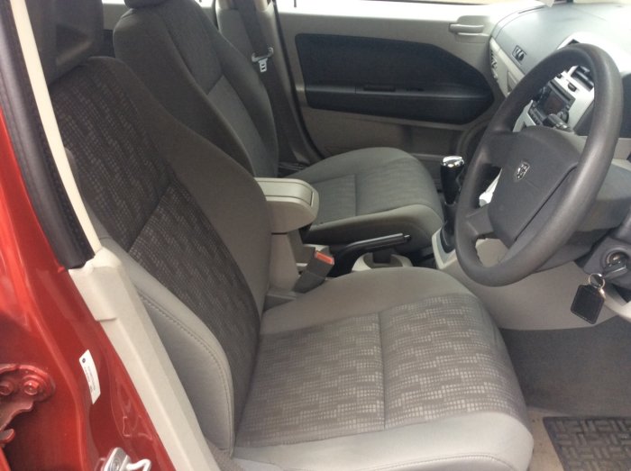 Dodge Caliber 1.8 SE 5dr Hatchback Petrol Red