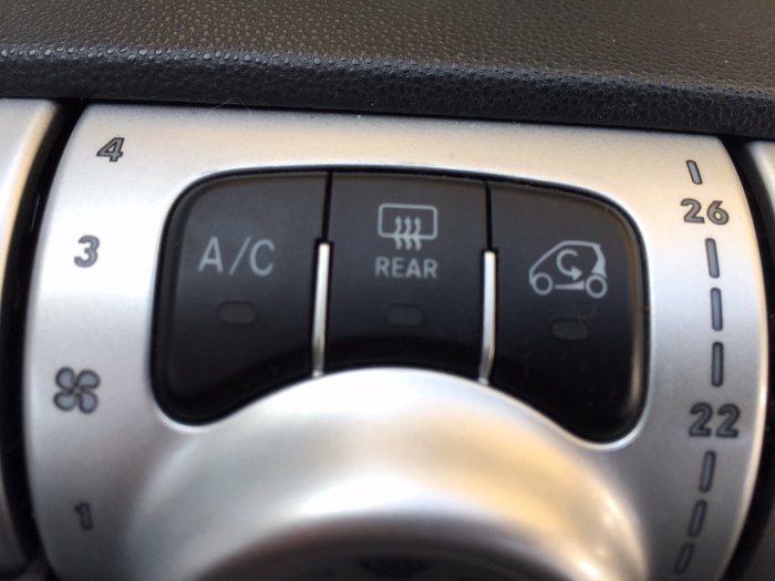Smart Fortwo Coupe 1.0 Passion mhd 2dr Auto Coupe Petrol Silver