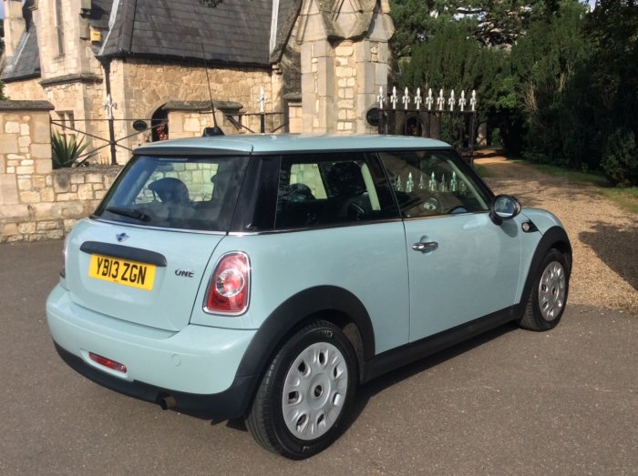Mini Hatchback 1.6 One 3dr Hatchback Petrol Blue