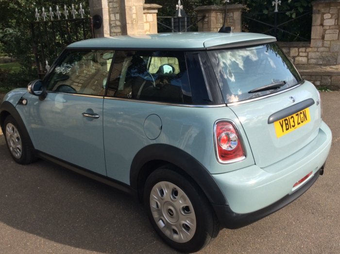 Mini Hatchback 1.6 One 3dr Hatchback Petrol Blue