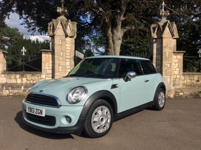 Mini Hatchback 1.6 One 3dr Hatchback Petrol Blue