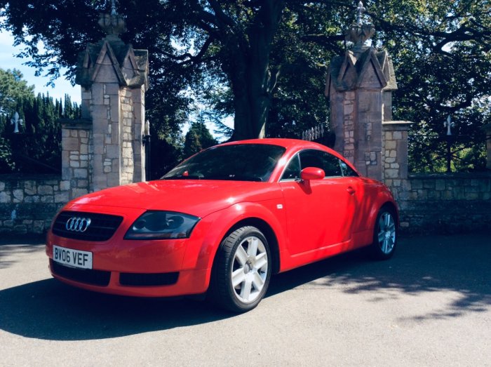 Audi TT 1.8 T 2dr [190] Coupe Petrol Red