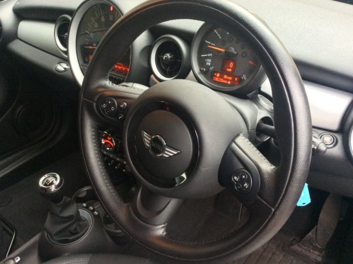 Mini Coupe 1.6 Cooper 3dr Coupe Petrol Black