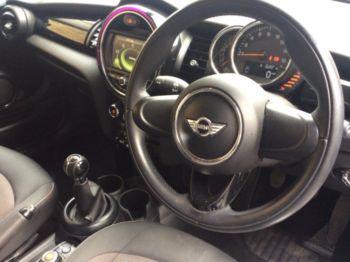 Mini Hatchback 1.2 One 3dr pepper media Hatchback Petrol Blue