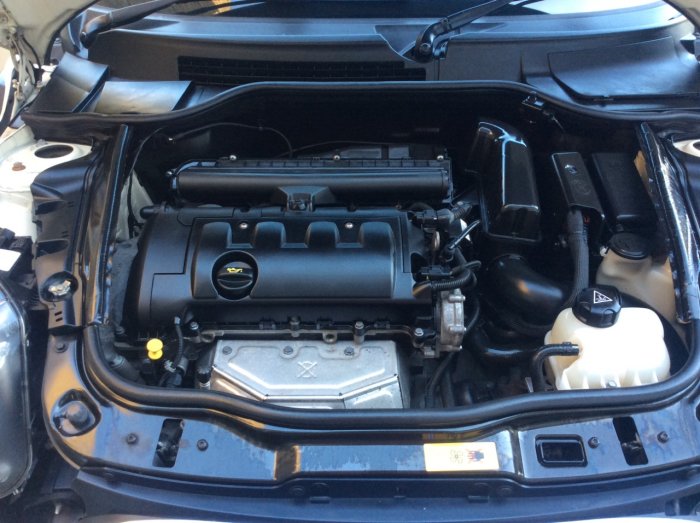 Mini Hatchback 1.6 One 3dr Hatchback Petrol White
