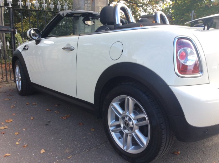 Mini Roadster 1.6 Cooper 2dr Convertible Petrol White