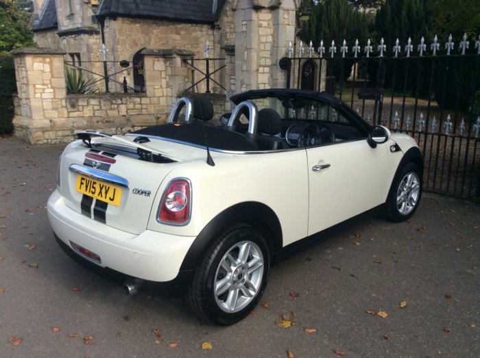 Mini Roadster 1.6 Cooper 2dr Convertible Petrol White