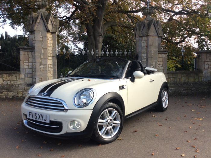 Mini Roadster 1.6 Cooper 2dr Convertible Petrol White