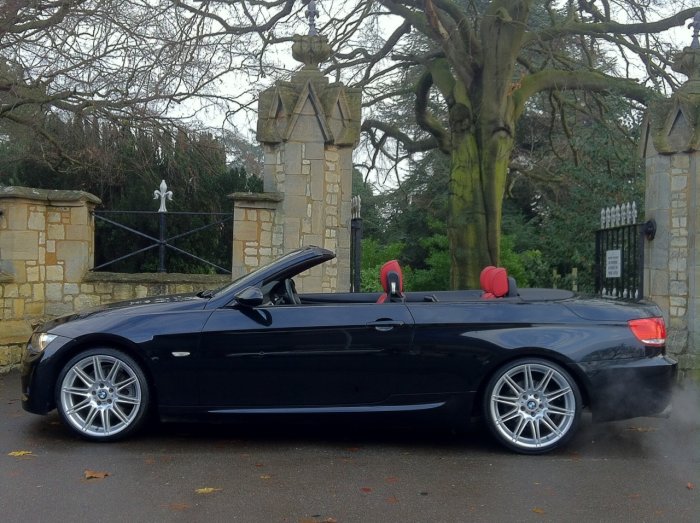 BMW 3 Series 3.0 325i M Sport 2dr Step Auto Convertible Petrol Black