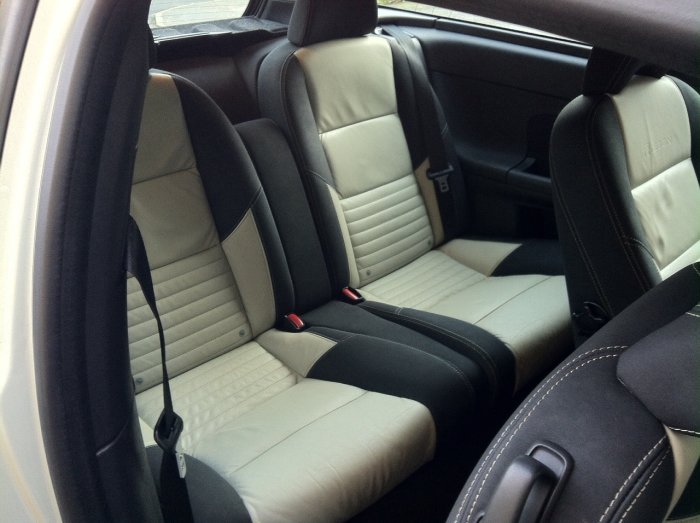 Volvo C30 1.6 R DESIGN Sport 3dr Hatchback Petrol White
